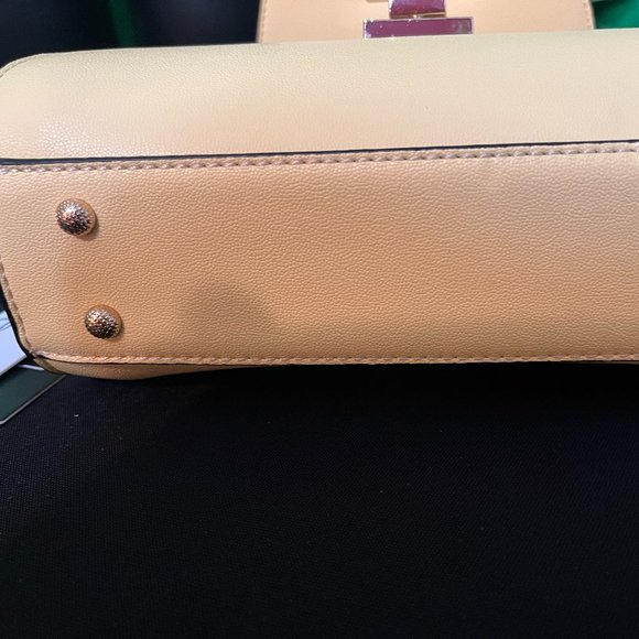 Isabella Footed Crossbody Bag in Yellow - Picture 4 of 10